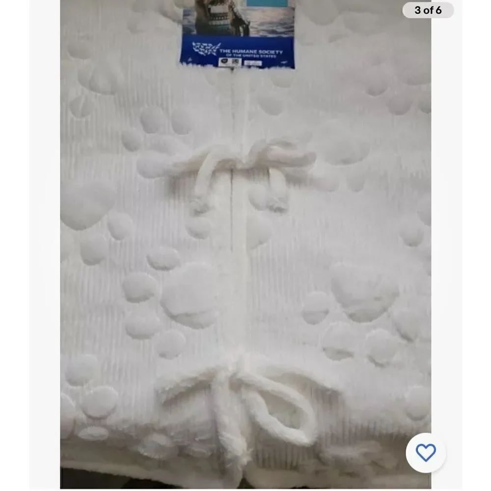 Humane society white faux fur paw print tree skirt